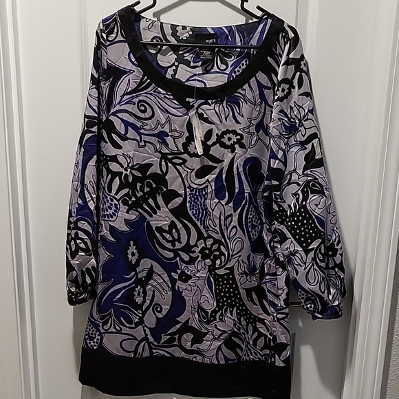 Mixit Dresses & Skirts - Mixit Black and Purple Abstract Top